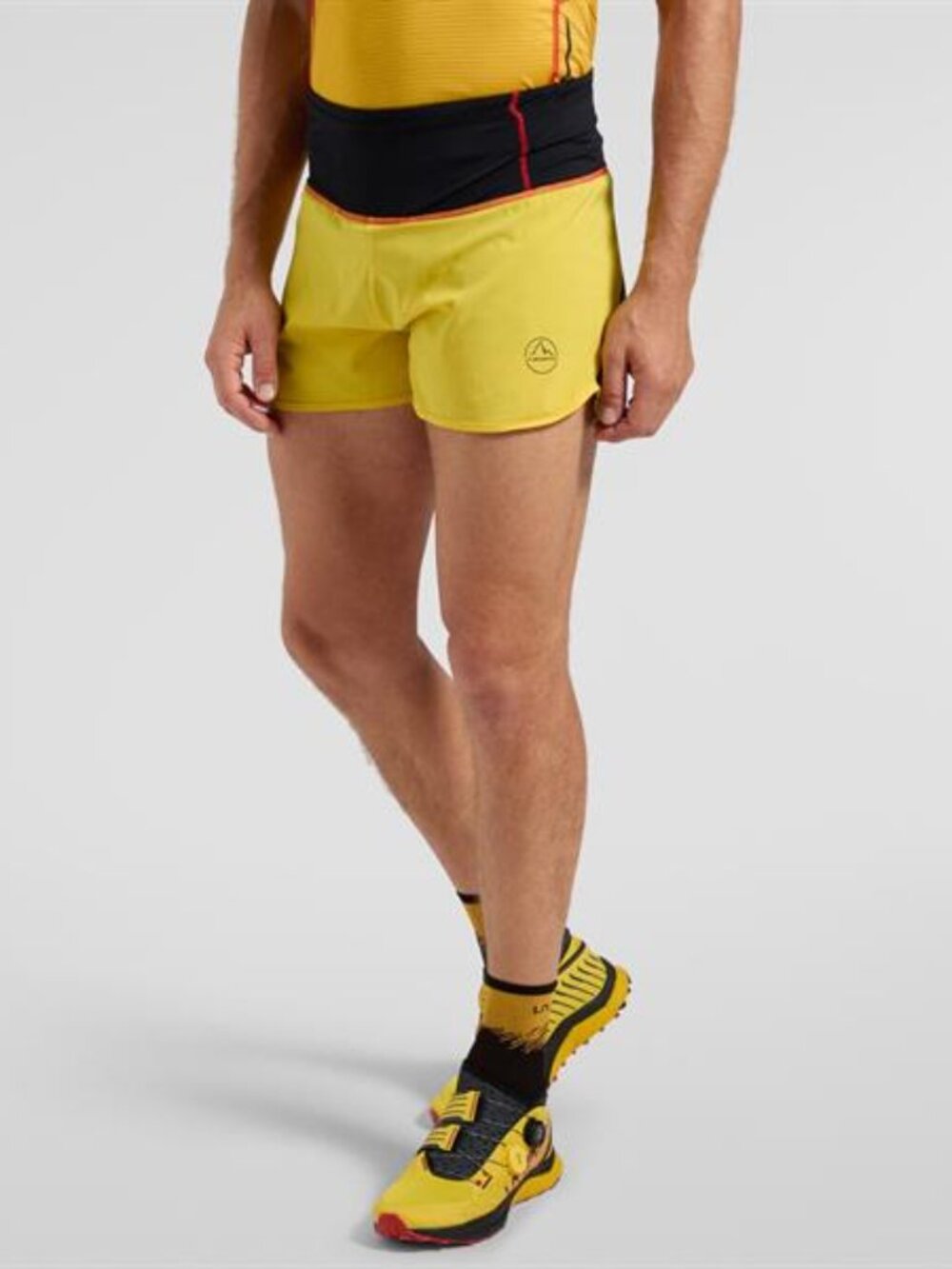 Men's La Sportiva Tempo Trail Running shorts yellow/black Size S